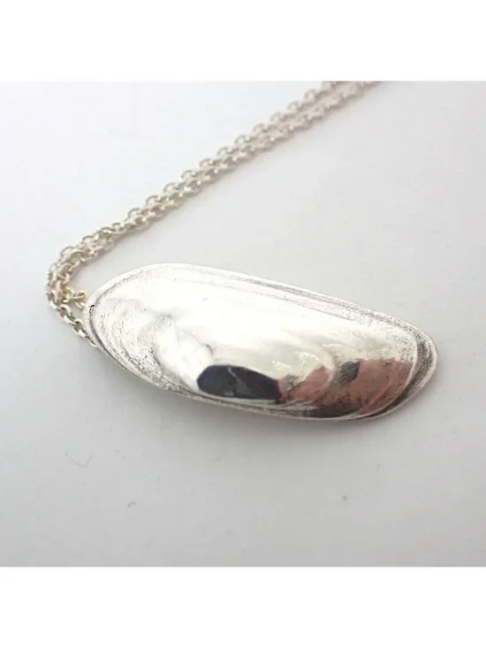 Tiffany & Co 925 Shell Oyster Pendant Necklace - Picture 7 of 10